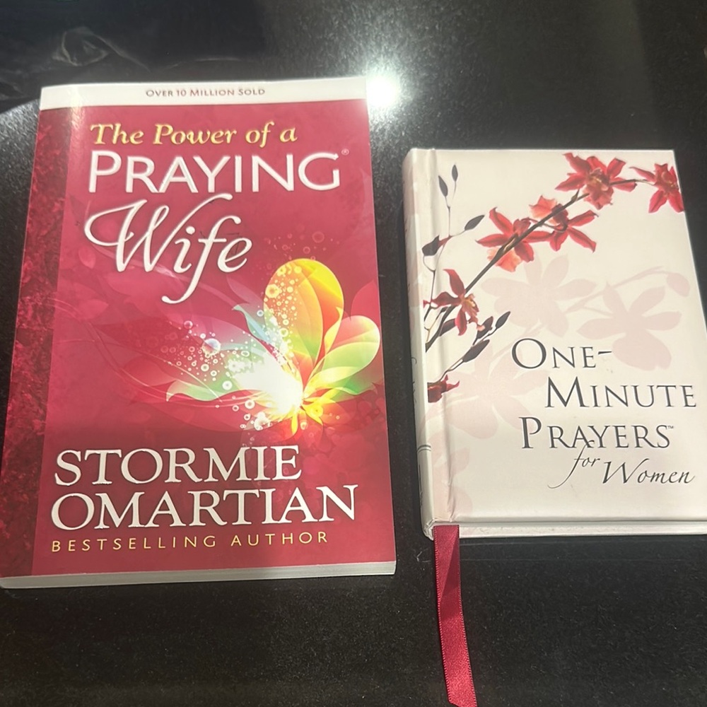 The Power of a Praying Wife Book and one minute prayers for women book